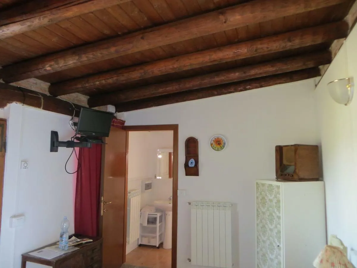 Monte Lago Polpenazze del Garda Bed & Breakfast